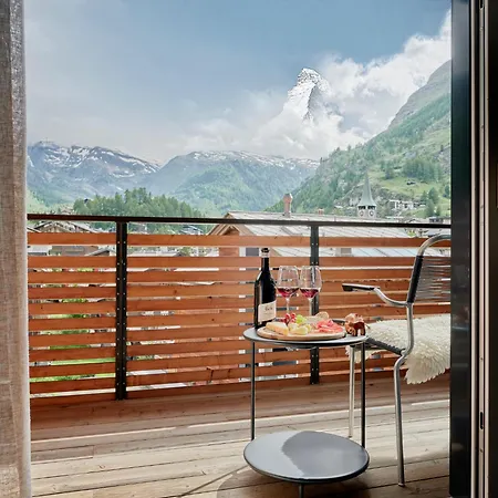 アパート Ascot Penthouse 160 M2 Matterhorn View *
